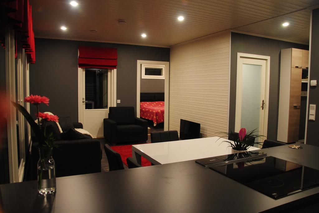 Tastulan Lomakylae Otel Kaustinen Oda fotoğraf